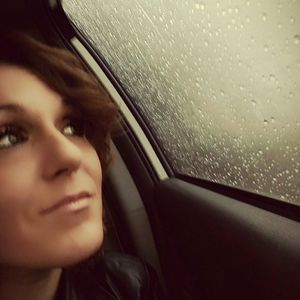 Meet your Posher, Caroline